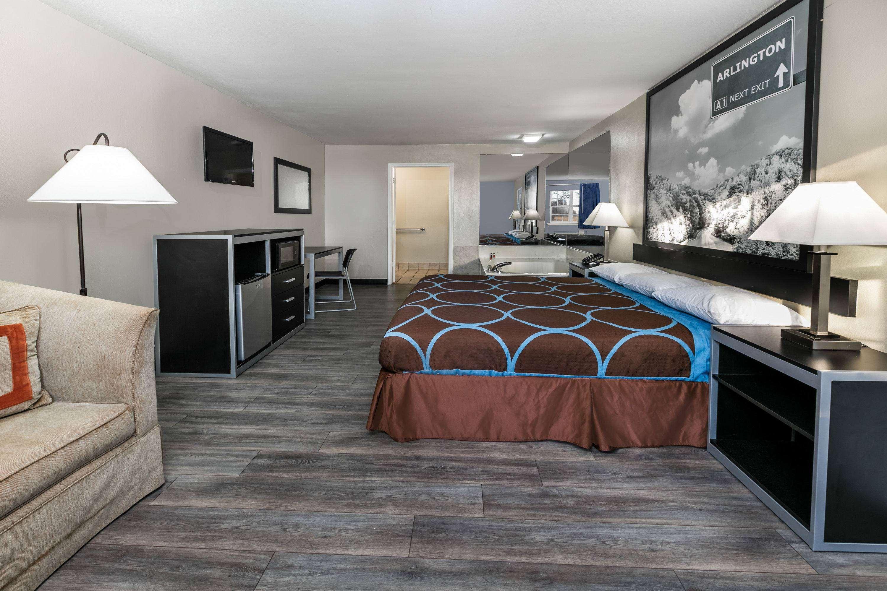 Super 8 By Wyndham Arlington Near At&T Stadium Ngoại thất bức ảnh